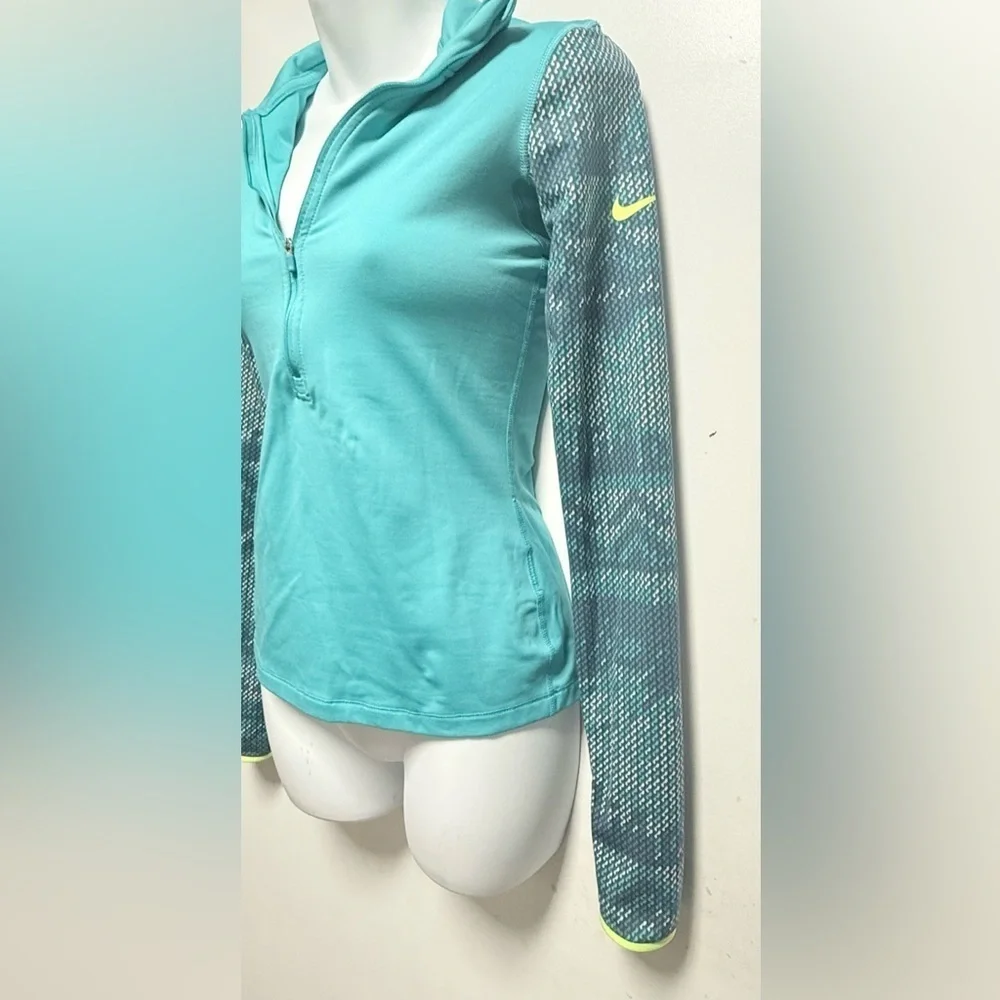 Nike Women's Aqua and Patterned Long Sleeve Top